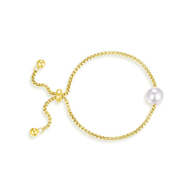 She's a Pearl Bracelet