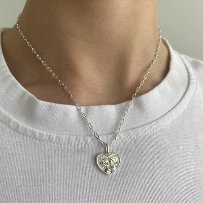 Heavenly Kiss Necklace